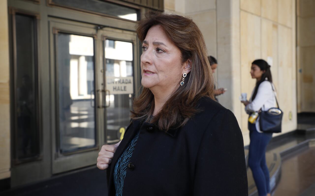 Angela María Buitrago