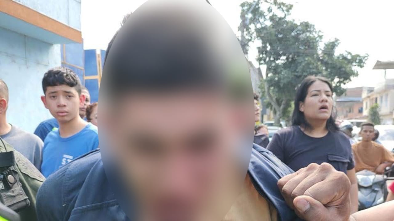 Momentos de tensión se vivieron en el barrio La Base, al norte de Cali, luego de que varios ciudadanos capturaran a un hombre señalado de participar en el atentado.