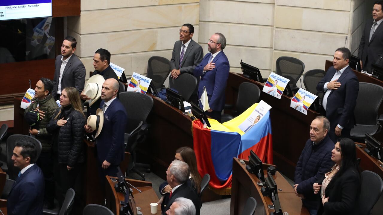 Centro Democrático en acto de solidaridad tras el atentado en contra del Senador Miguel Uribe Turbay