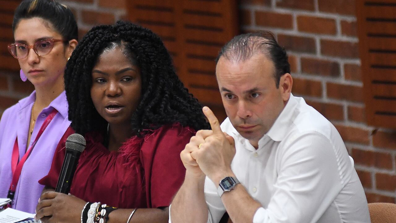 En Cali se desarrolló la III sesión de la ‘Mesa de alto nivel para la prevención de los feminicidios y otras violencias letales contra la mujer’, organizada por el Viceministerio de la Mujer, con presencia de la vicepresidenta de la República y ministra de la Igualdad, Francia Márquez, y el alcalde de Cali, Alejandro Eder. Febrero 19 de 2024, Foto Wirman Rios, EL PAIS