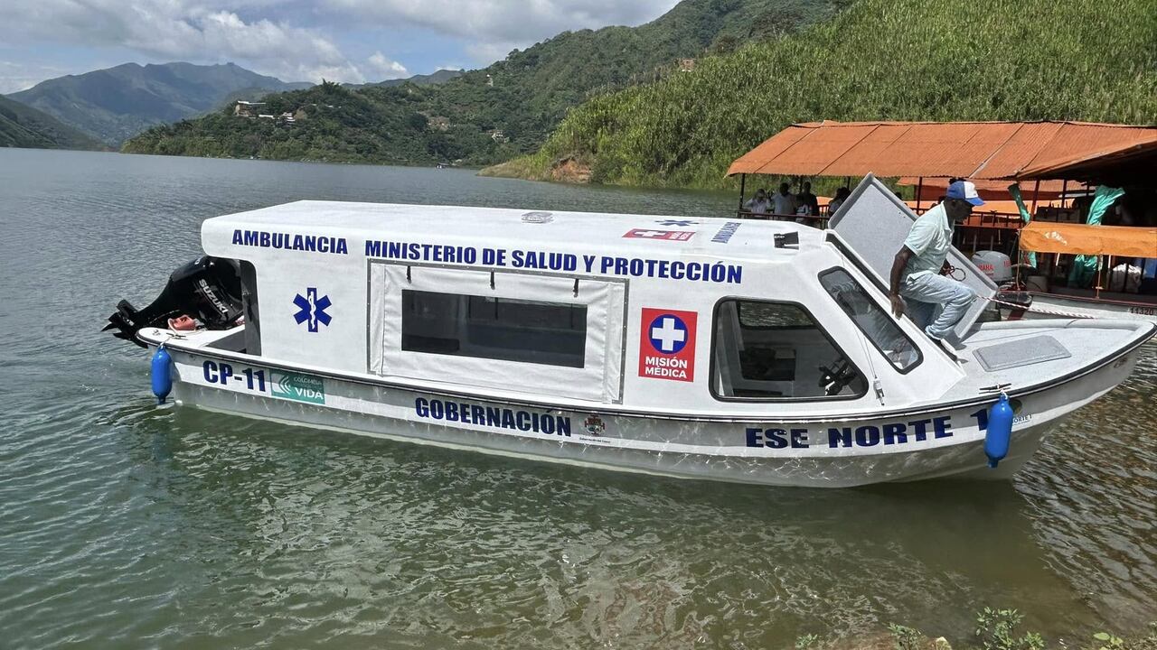 La moderna Ambulancia se entrega completamente dotada y será administrada por las propias comunidades en coordinación con la ESE Norte 1.