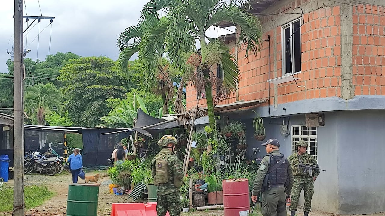 El corregimiento de Potrerito Valle , atentado en la estación de policía del pueblo.