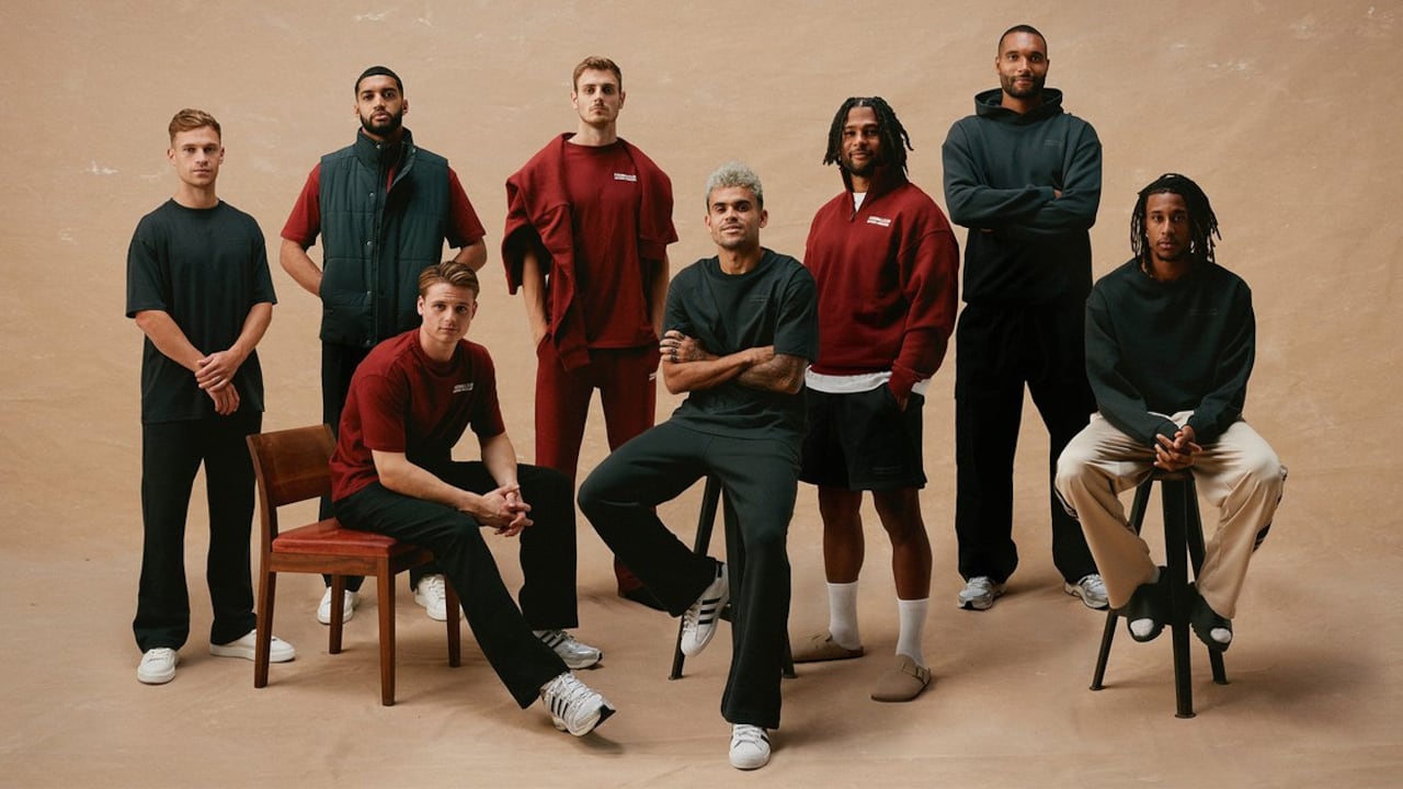 Luis Díaz (camisa verde en el centro) hace parte de la nueva campaña del Bayern Múnich.