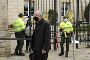 Paro Nacional
Mesa concertación paro nacional
10 mayo 2021
Palacion de Nariño
Monseñor Hector Fabio Henao
Foto Guillermo Torres