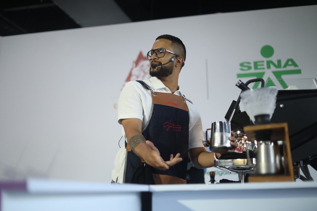 Ever Torres de La Gaitána, fue elegido como el mejor barista del país.