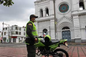 Templos como los de El Templete, San Nicolás, Santa Teresita y San Ignacio se encuentran cerrados ante la emergencia por el coronavirus en Colombia.