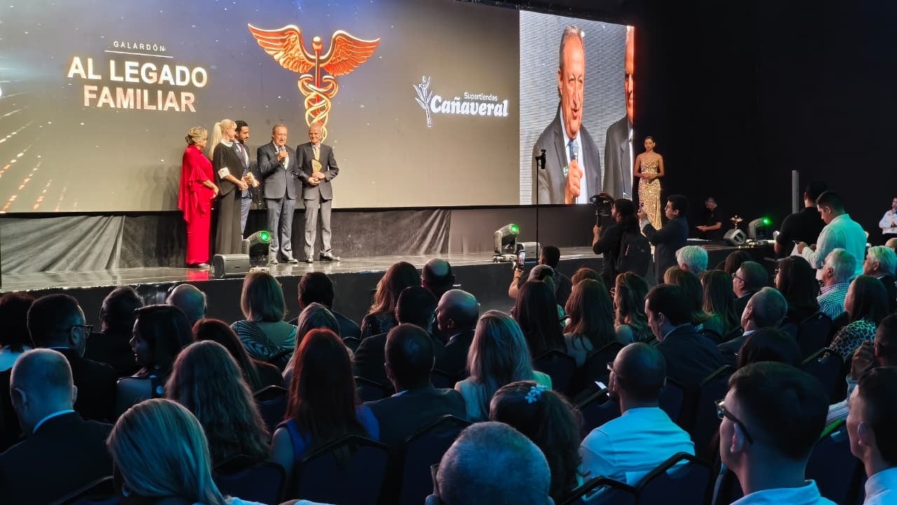 Imagen de la ceremonia de la 'Noche Mejor del Año', de Fanalco Valle.