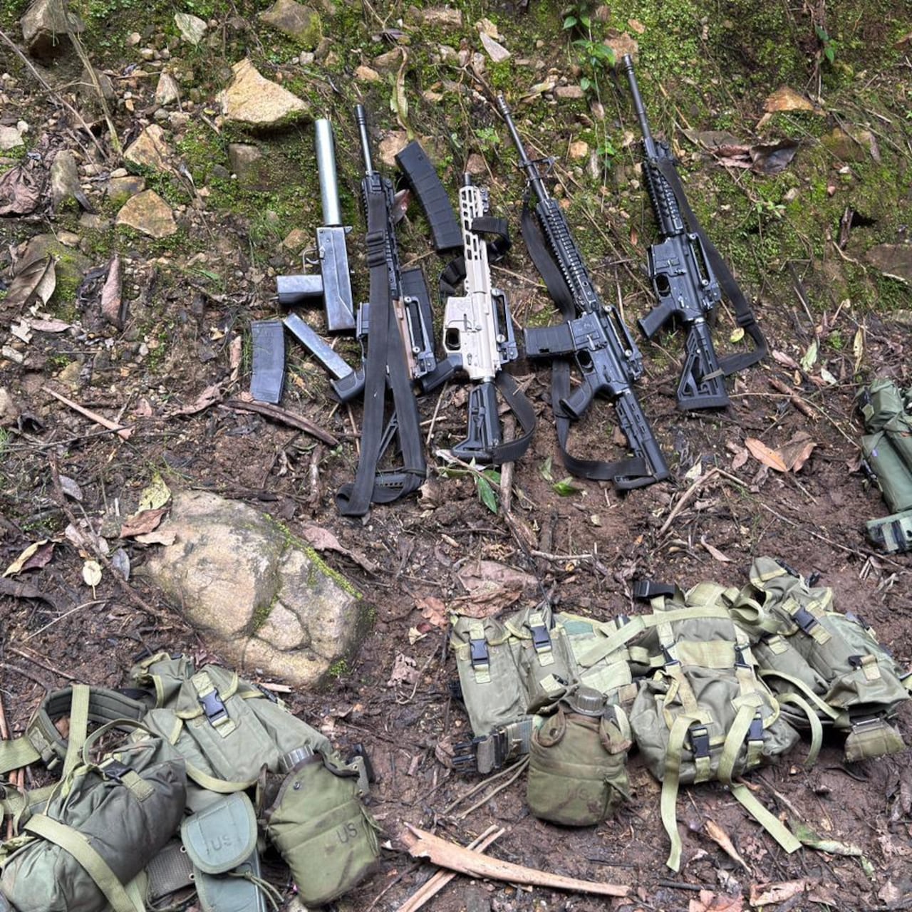 Gracias a inteligencia militar se conoció la presencia del grupo armado organizado residual que estaría en la zona, bajo el servicio de alias de Esteban, quien estaría realizando exigencias económicas sobre actividades de extorsión a campesinos y comerciantes de la zona, a cambio de permitirles permanecer en sus fincas y veredas, exigiéndoles un millón de pesos por cabeza de familia en cada vereda.