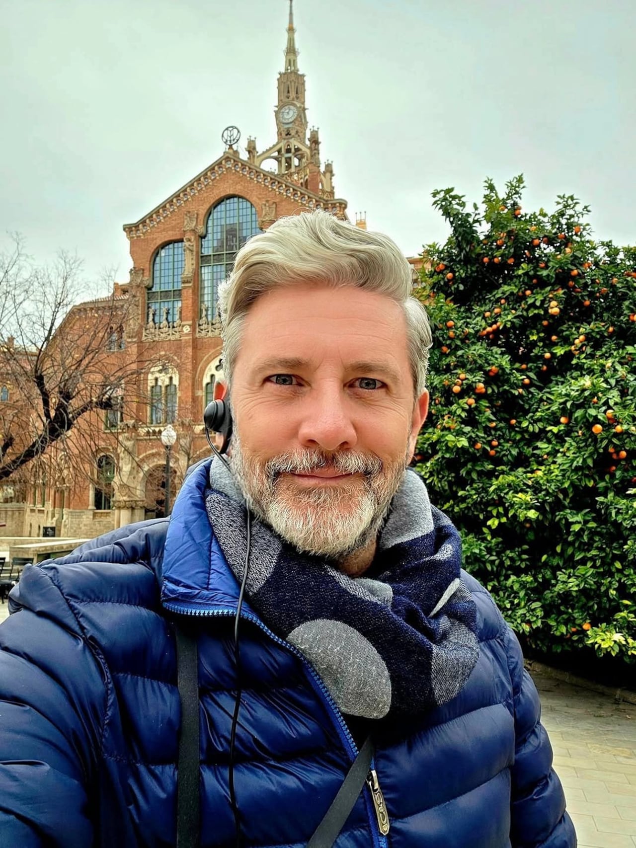 Krish Benvenuti, comunicador y coach de bienestar, guía de longevidad consciente.