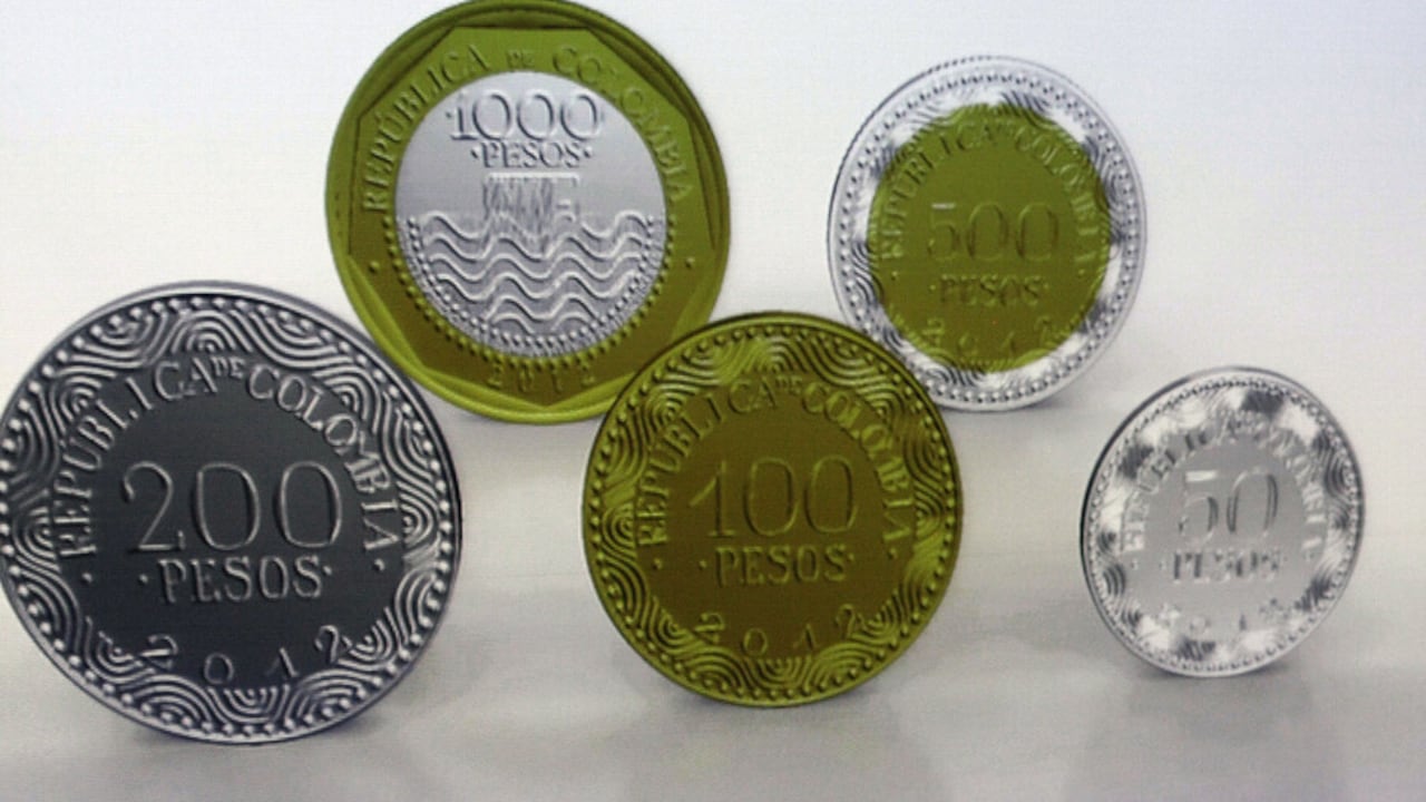 El Dorado Noche juega fines de semana y festivos.