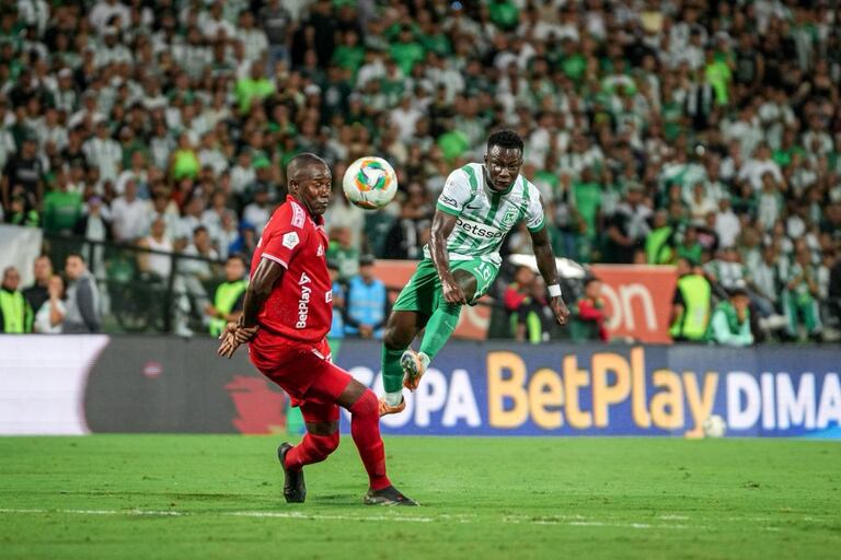 Imagen del partido entre Atlético Nacional y América de Cali por el juego de ida de las semifinales de la Copa Colombia 2025.