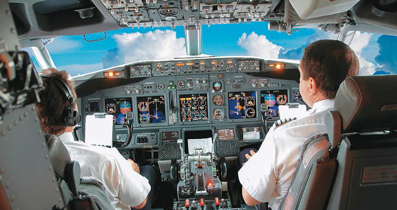 Cerca de 1.300 pilotos se podrían ver afectados por el pasivo pensional que no ha sido cubierto. En la actualidad, hay 7.000 pilotos con licencias expedidas por la Aerocivil. De ellos, 2.500 están activos.