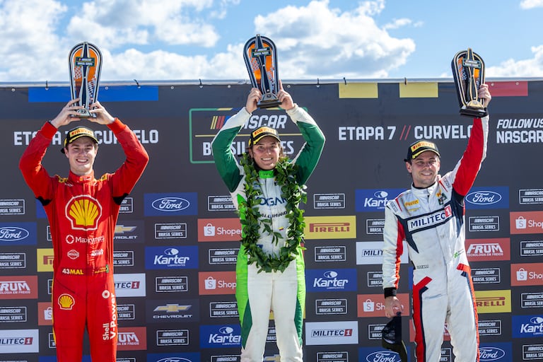 Tatiana Calderón logró su primera victoria en la Nascar Brasil Series 2026, siendo la primera mujer en conseguirlo en toda la competición.