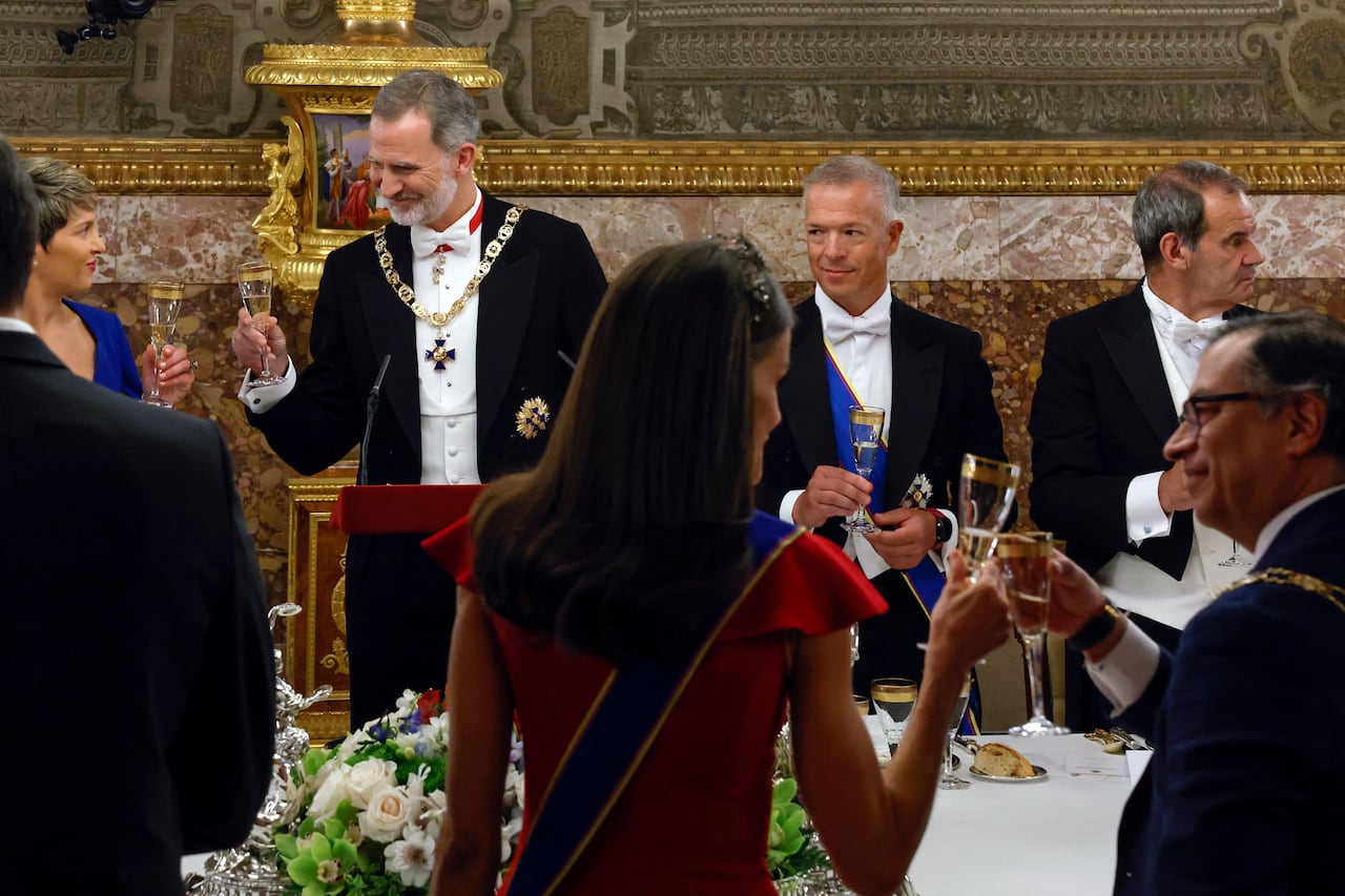 El presidente Petro y la Primera Dama tuvieron un recibimiento con honores por parte de los reyes de España, Felipe VI y Letizia.