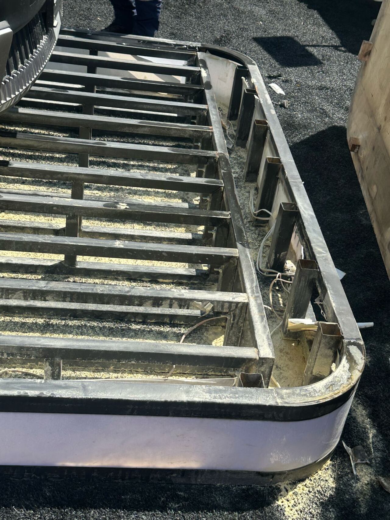 Exhibidor de carro tiene un cortocircuito en Chipichape