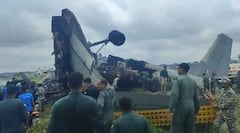 Accidente del avión Antonov An-32 mientras la aeronave realizaba maniobras de aterrizaje en la base aérea de Jorhat, en el estado de Assam.