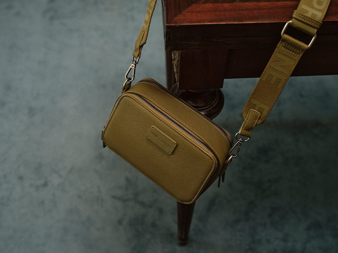 Prüne lanza su nueva colección y propone reinterpretar el universo dandy elegancia, detalle, sofisticación desde una mirada contemporánea