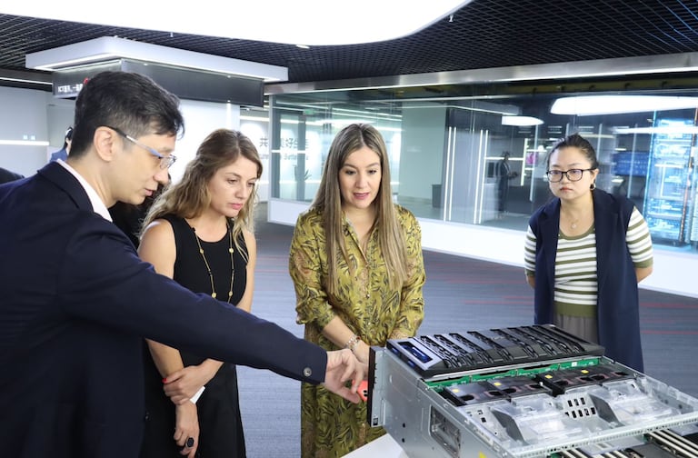 Isabella Muñoz, directora Ejecutiva de Invest in Bogotá, está liderando la campaña comercial multisectorial en China par atraer inversión extranjera a la ciudad