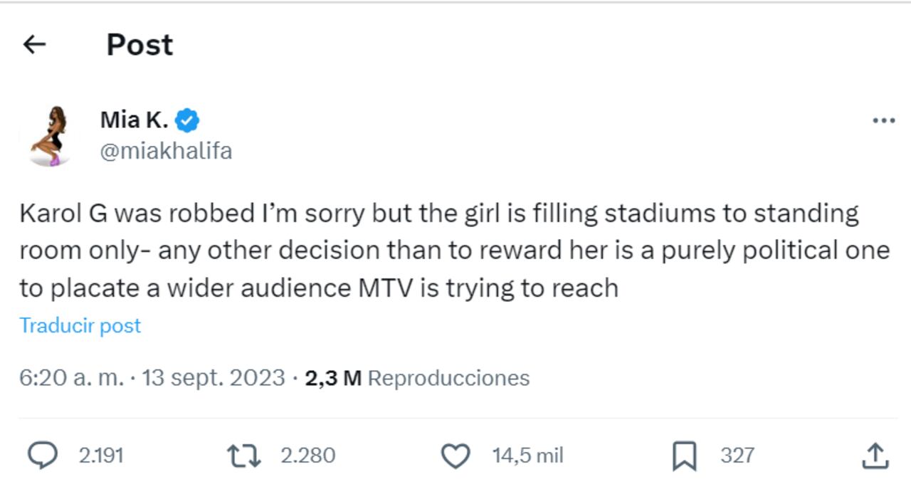 Mia Khalifa furiosa por el trato que le dieron a Karol G en los VMAs: “La robaron”