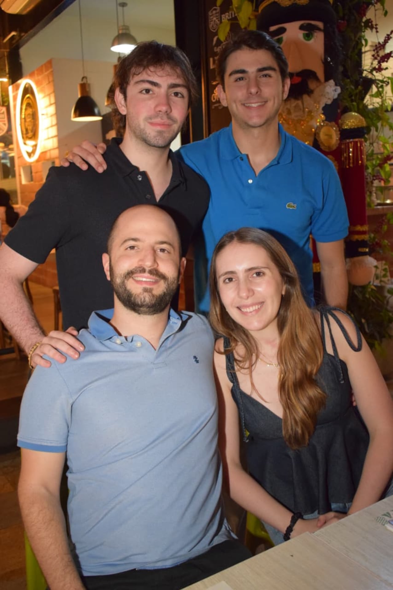 Andrés Prato, Verónica Hernández, Lucas Hernández y Nikos Papadakis.