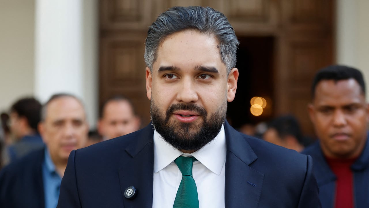 El hijo de Nicolás Maduro descartó que se declare la "falta temporal" del líder chavista, tras su captura por parte de Estados Unidos, un paso necesario para convocar elecciones presidenciales en Venezuela.