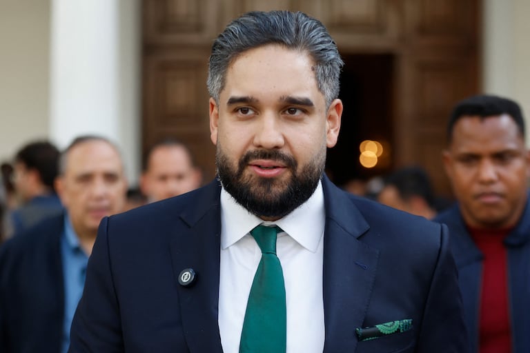 El hijo de Nicolás Maduro descartó que se declare la "falta temporal" del líder chavista, tras su captura por parte de Estados Unidos, un paso necesario para convocar elecciones presidenciales en Venezuela.