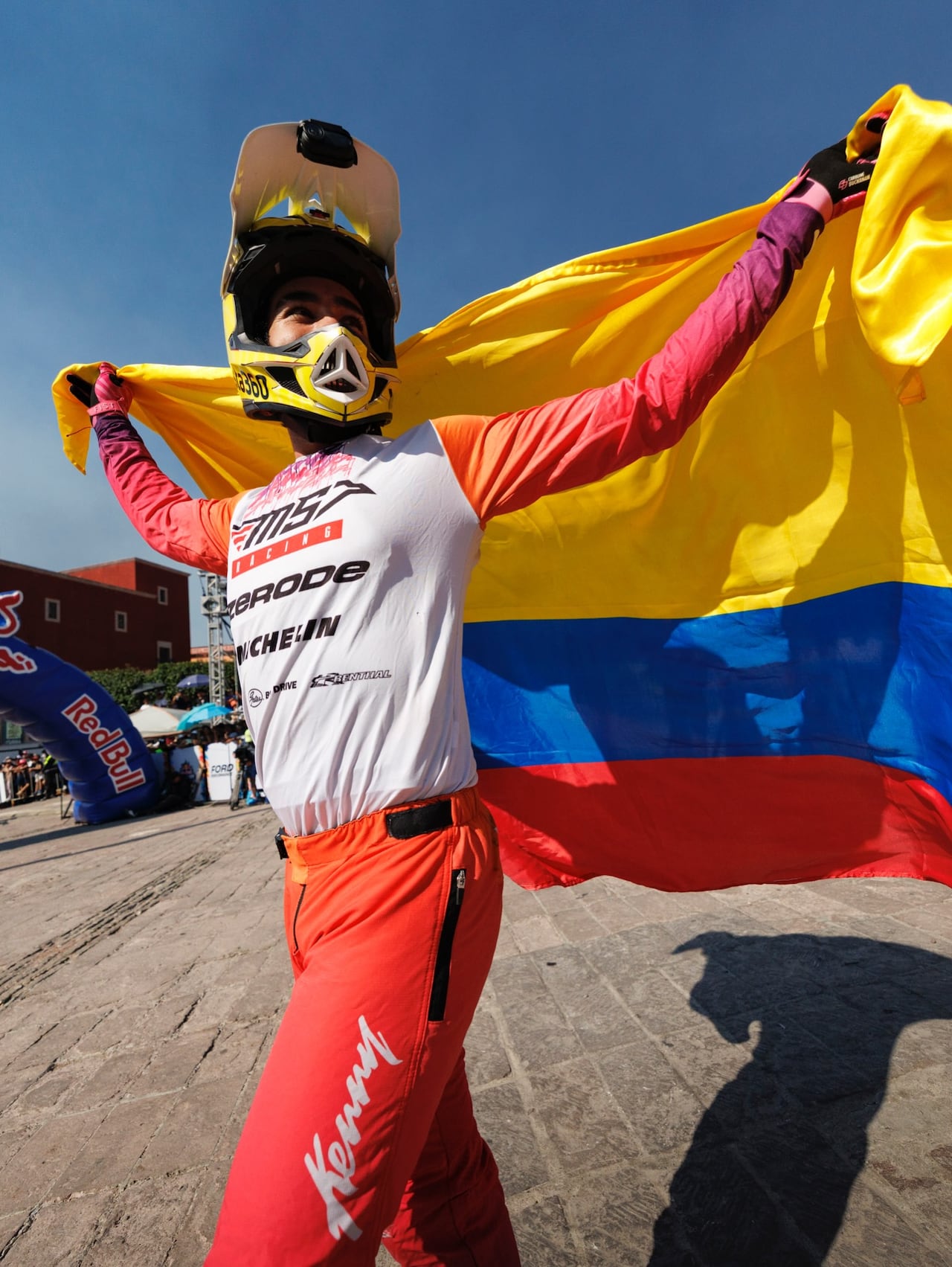 La competencia hizo parte del calendario deportivo organizado por Red Bull, reuniendo a los mejores exponentes del deporte extremo.