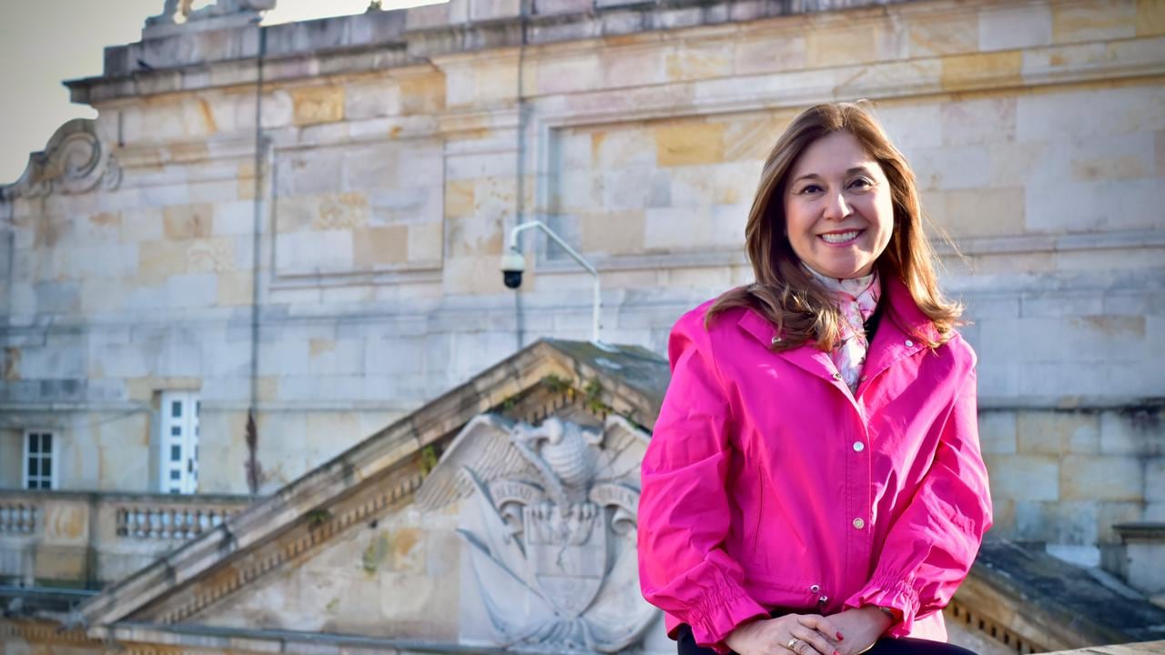 La senadora Norma Hurtado insistió en que la crisis de salud en el Valle debe ser una prioridad para el Congreso.