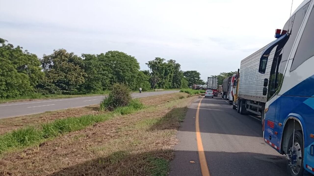 La empresa en sociedad Autopista del Río Grande que adelanta las obras viales para la Troncal del Magdalena 2.
