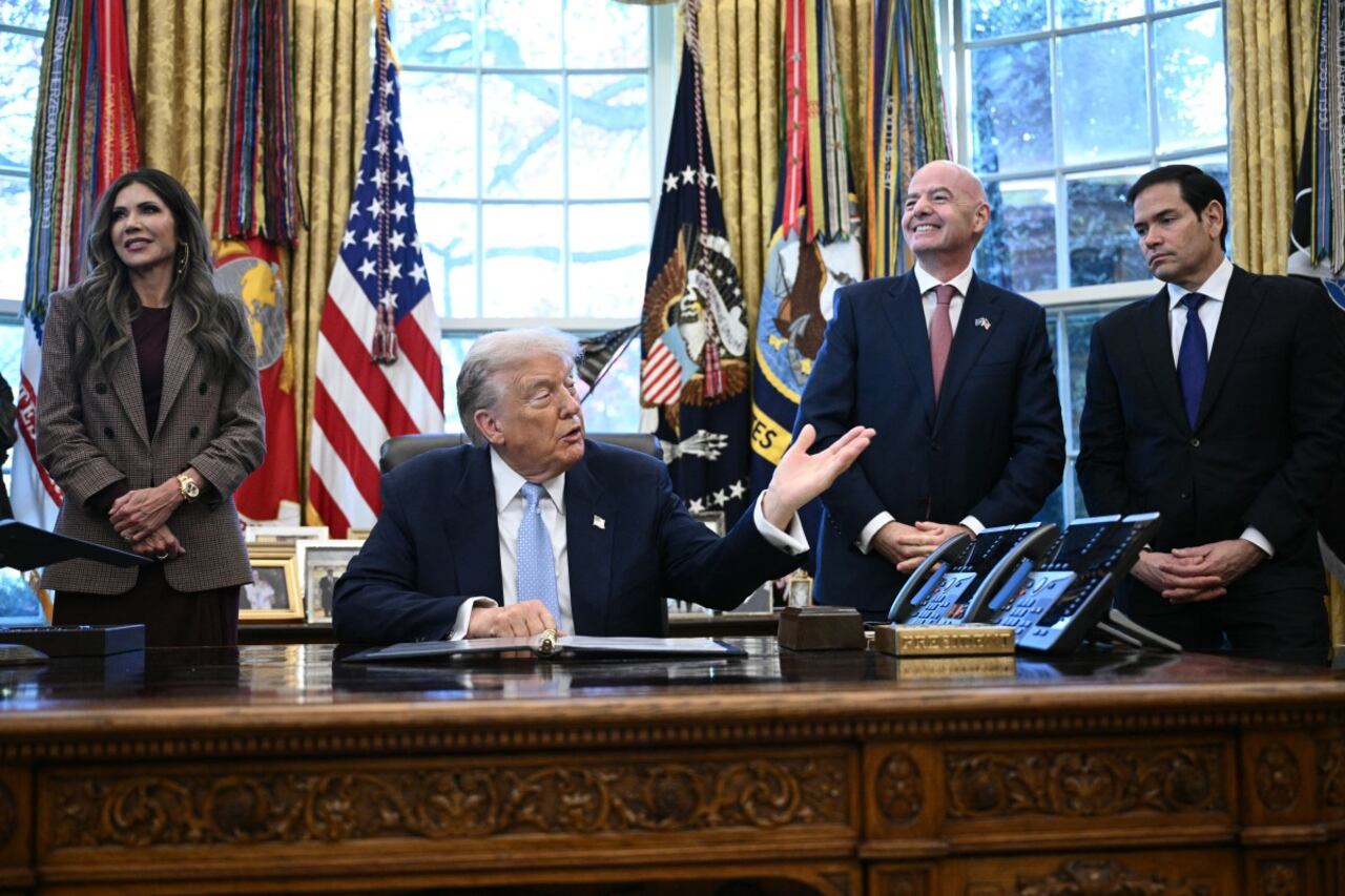 Donald Trump junto con Gianni Infantino en la Casa Blanca.