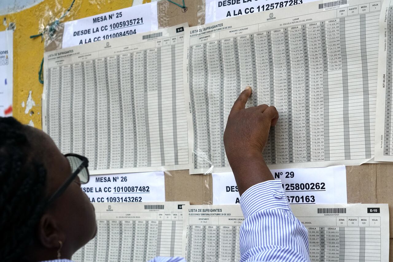 Elecciones 2023 en Cali, Valle del Cauca. Los colombianos salen a votar por sus candidatos