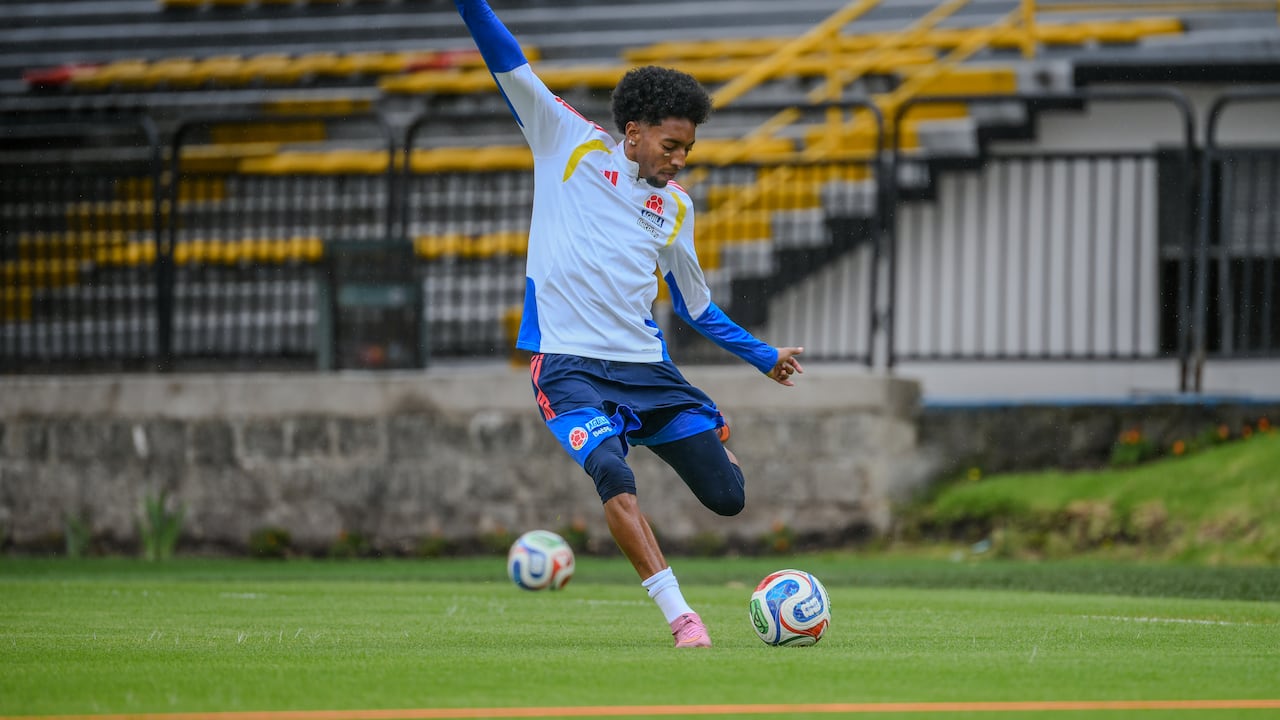 Entrenamiento de la Selección Colombia en Bogotá para su partido preparatorio ante Costa Rica