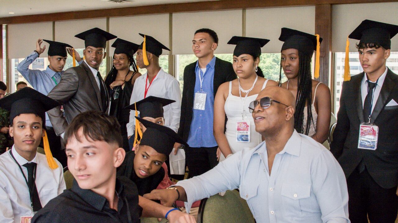 Los jóvenes galardonados deben tener puntajes del Icfes superiores a 300 puntos.