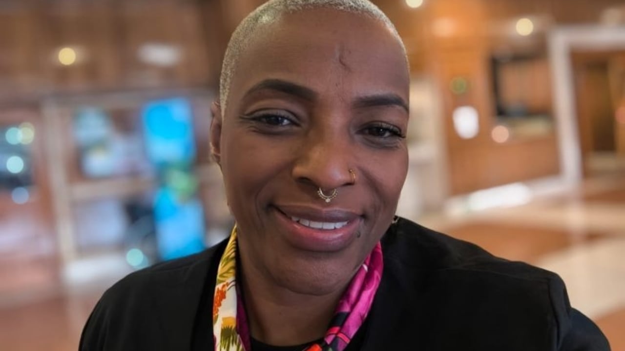 Luego de laborar muchos años como empleada doméstica, Pérxides María Roja Borja cofundó en el 2013 y fue la primera presidenta del sobresaliente sindicato UTRASD – Unión de Trabajadoras Afrocolombianas del Servicio Doméstico.