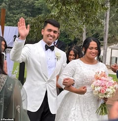 Durante la boda, ambos vivieron un ambiente de alegría en compañía de varios familiares y amigos con expectativas sobre los planes que vendrían en los días posteriores.