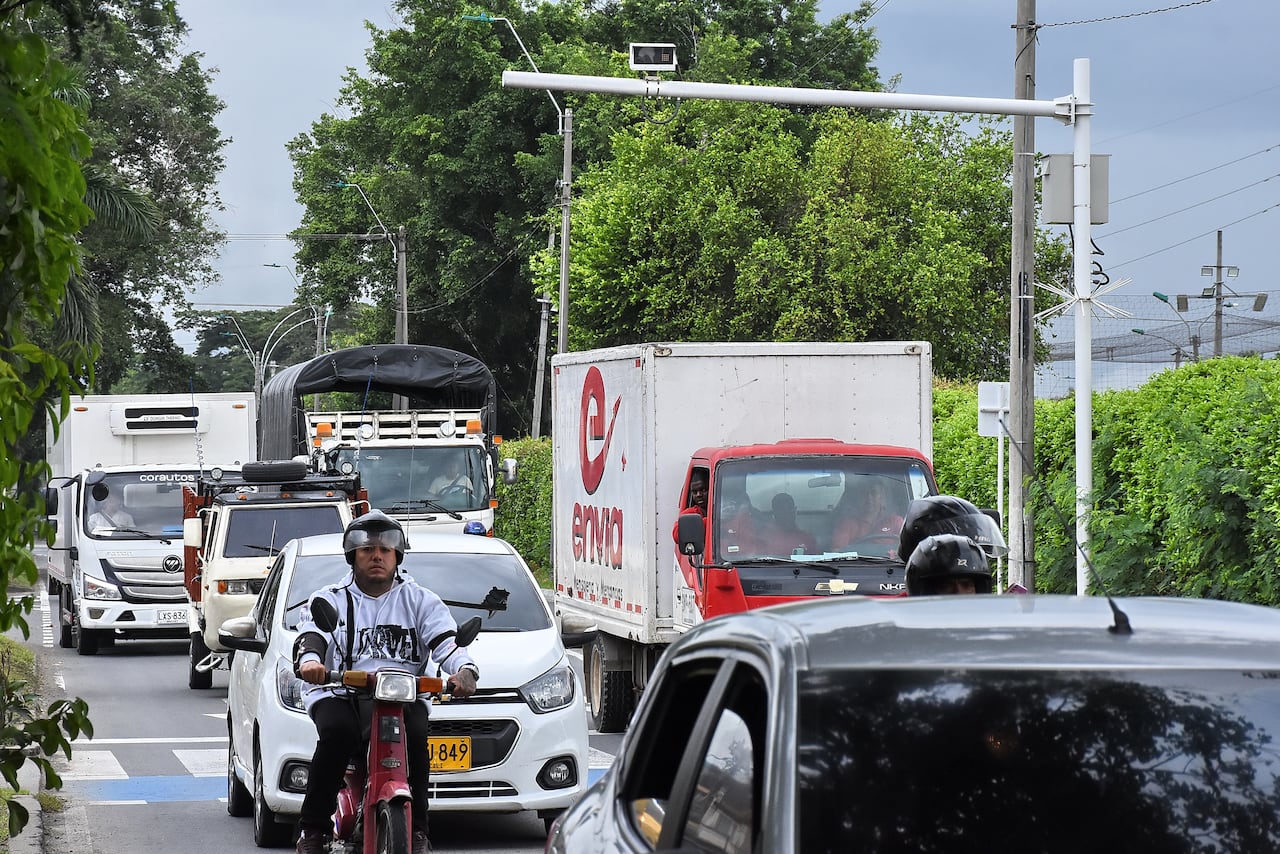 El País Denuncia Fotomulta Calle 70 con cra 1A San Luis.