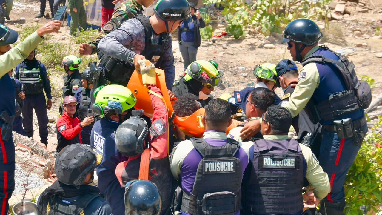 Dentro de los rescatistas internacionales está el Equipo USAR COL-1 de Colombia, un grupo especializado que fue desplegado para participar en las operaciones de respuesta en las zonas afectadas por la emergencia sísmica. Allí hay nueve caleños.