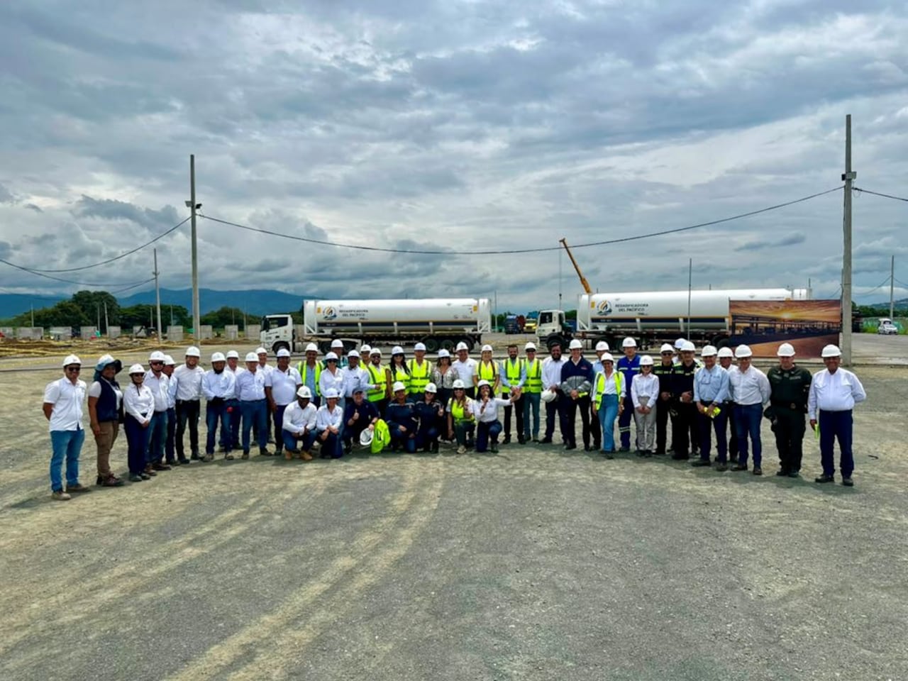 Las obras de la Regasificadora del Pacífico presentan un avance cercano al 80 %.