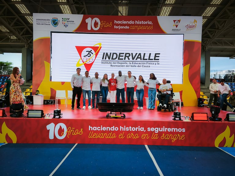 La gobernadora Dilian Francisca Toro lidera el programa Valle Oro Puro, una apuesta que ha transformado el deporte vallecaucano con mejores condiciones para deportistas y entrenadores, y que ahora busca convertirse en política pública.