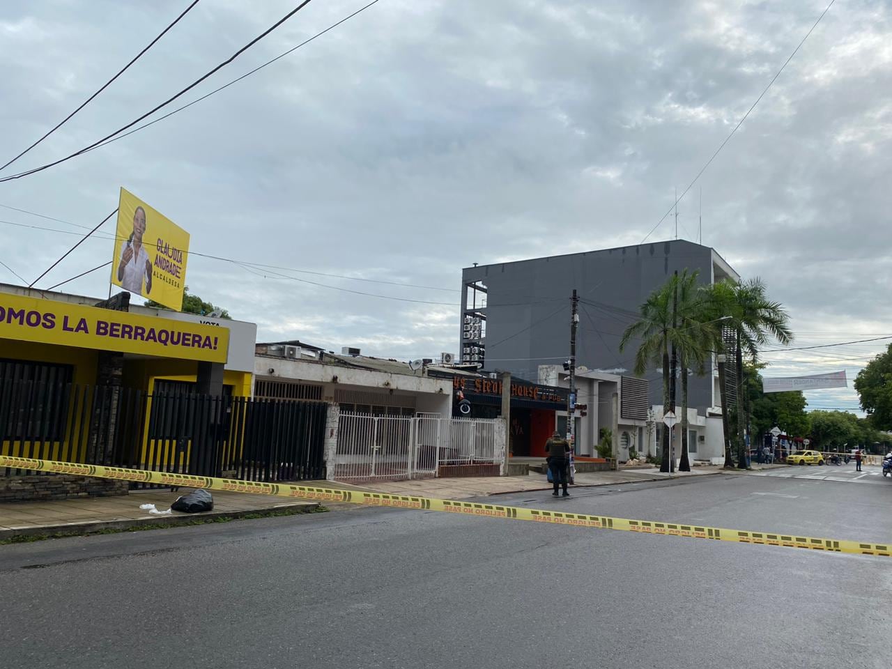 Paquete sospechoso en sede de Claudia Andrade, candidata alcaldía de Barrancabermeja.