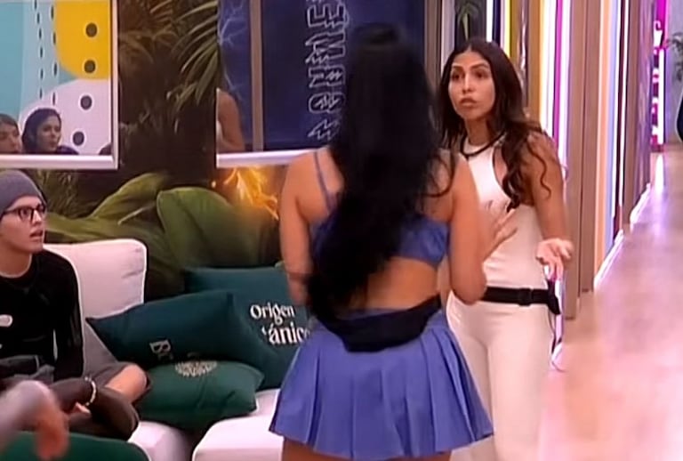 Mariana Zapata y Lorena Altamirano