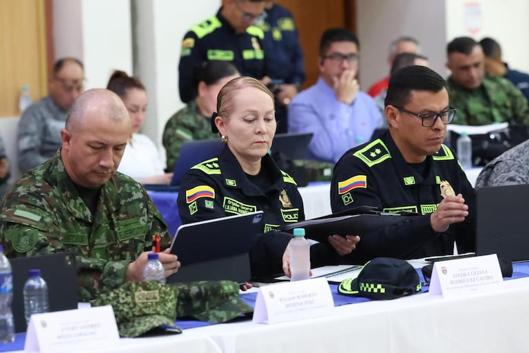 Del Consejo de Seguridad hicieron parte las autoridades regionales.