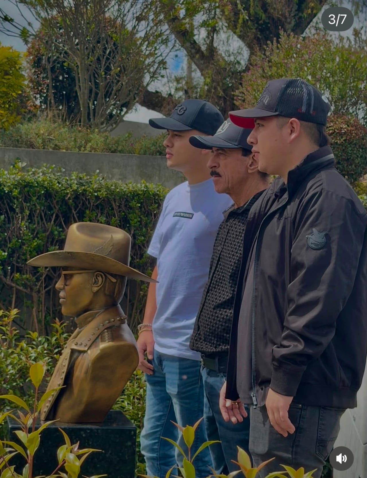 Familia de Yeison Jiménez presentó el nuevo mausoleo en homenaje al cantante