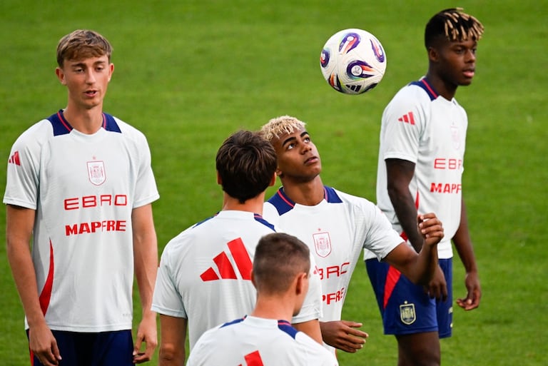 Selección de España se pronunció al respecto de la situación de México