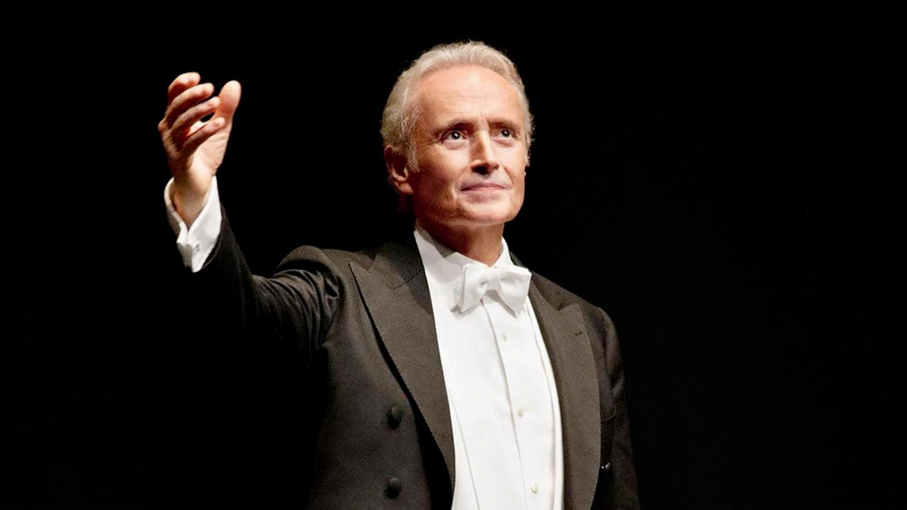La ciudad de Cali será sede de un concierto del tenor español José Carreras, quien llegará con su gira de despedida mundial. El artista se presentará el próximo 9 de mayo en la Arena USC Carlos Andrés Pérez Galindo, escenario que acogerá por primera y única vez al intérprete en la capital del Valle del Cauca.