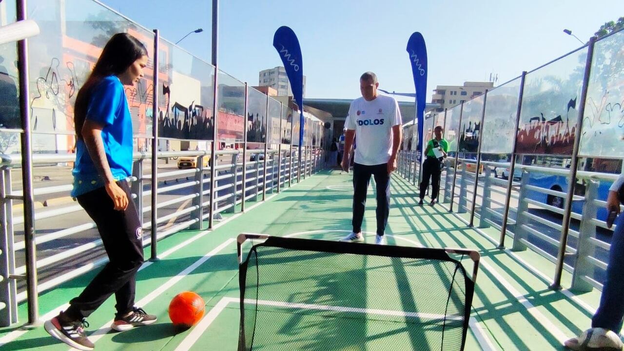 Reinauguración de la Estación Estadio, que fue intervenida.