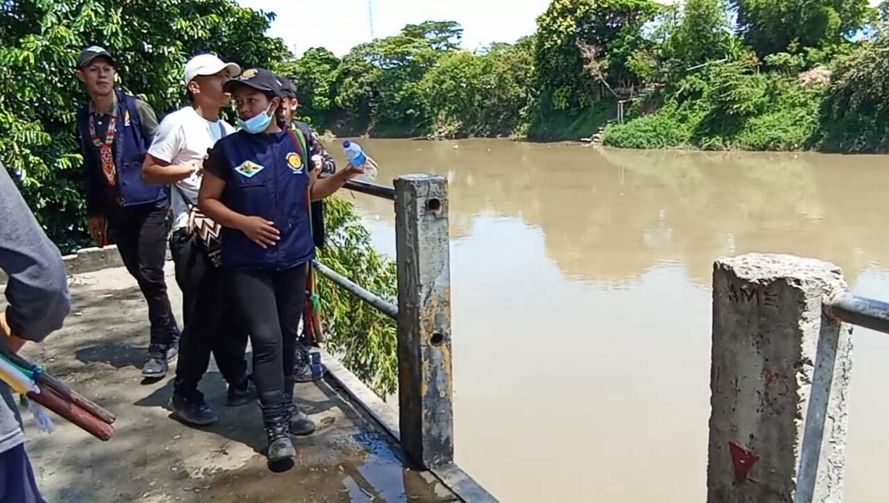 Cali: Indígenas se toman la planta de Puerto Mallarino. Fotos: Wilmar Rios.