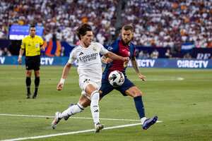 El encuentro entre Real Madrid vs Barcelona, se reanuda en el MetLife Stadium.
