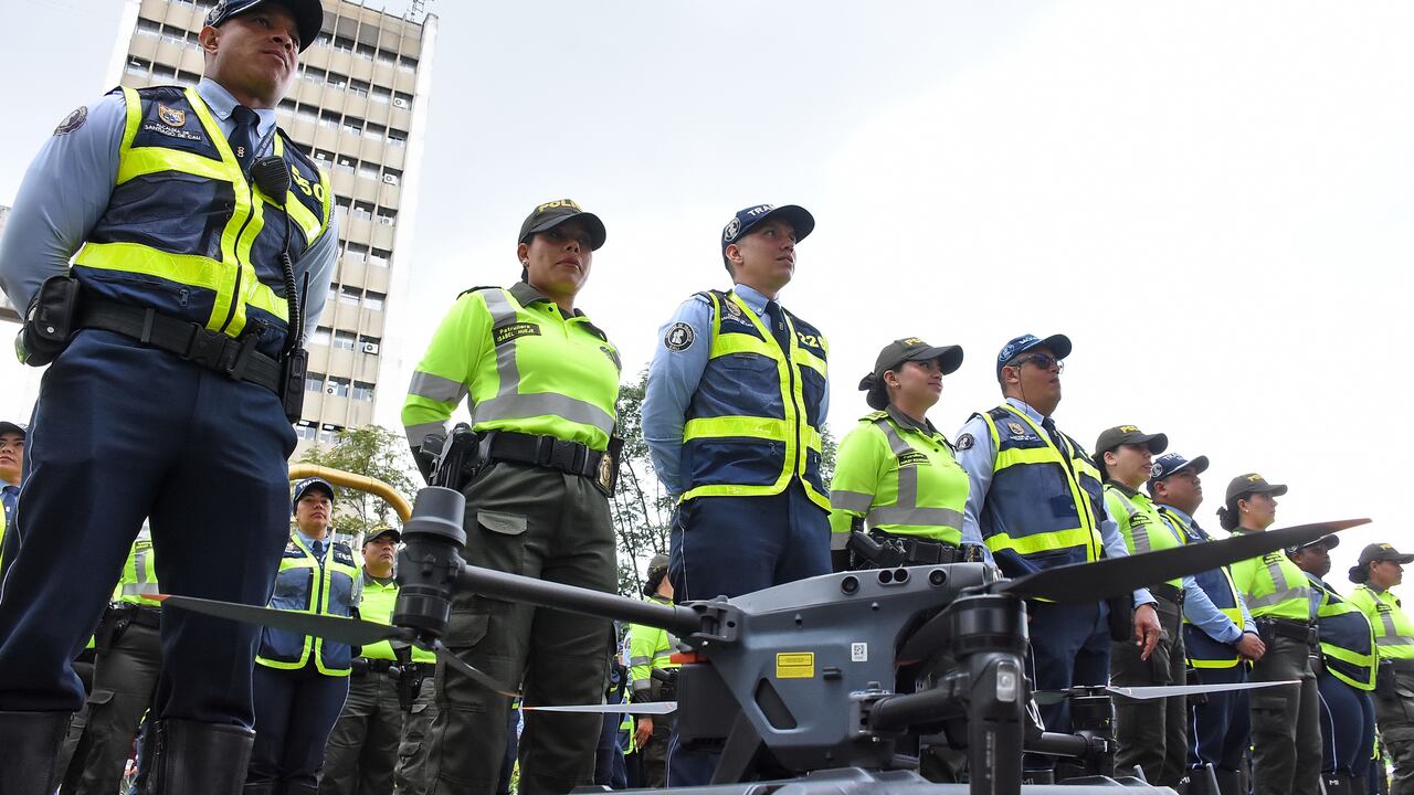 Presentación de los 100 Agentes de Ditra que acompañarán los operativos en zonas de mayor afectación a los agentes de tránsito.