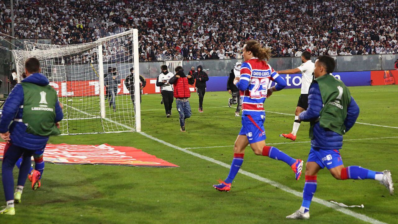 Imagen de lo sucedido en Colo Colo vs. Fortaleza.